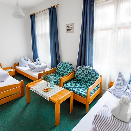 Pension65 Konukevi Police nad Metují