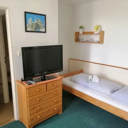 Pension65 Konukevi Police nad Metují