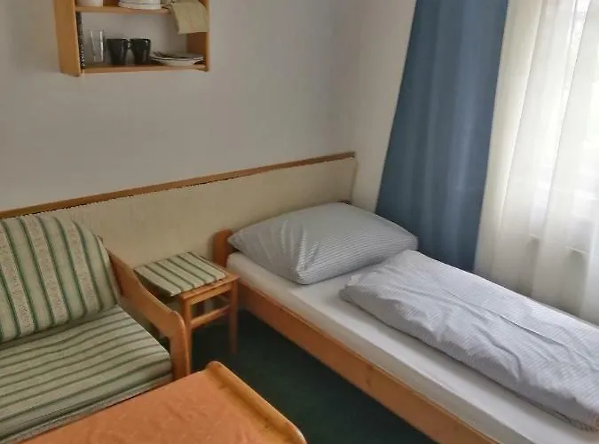 Gasthuis Pension65 Police nad Metují